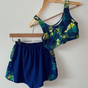 Vintage‎ INSPORT Matching Sports Bra and Lined Shorts Size M